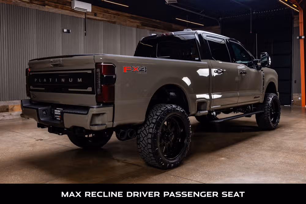 2026 Ford F-250 Super Duty Platinum Plus Crew Cab Image 10