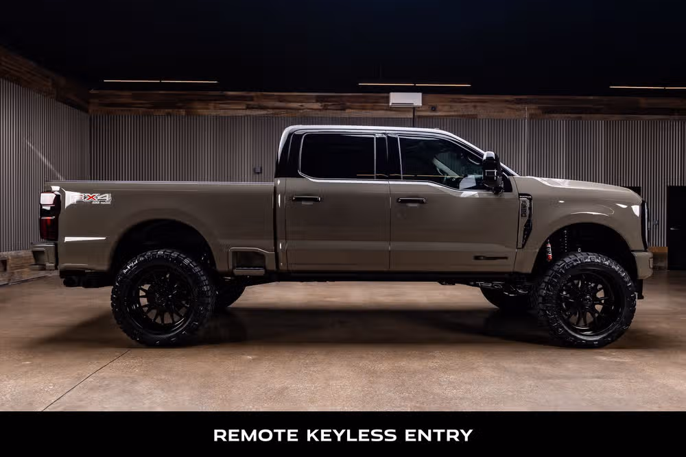2026 Ford F-250 Super Duty Platinum Plus Crew Cab Image 11