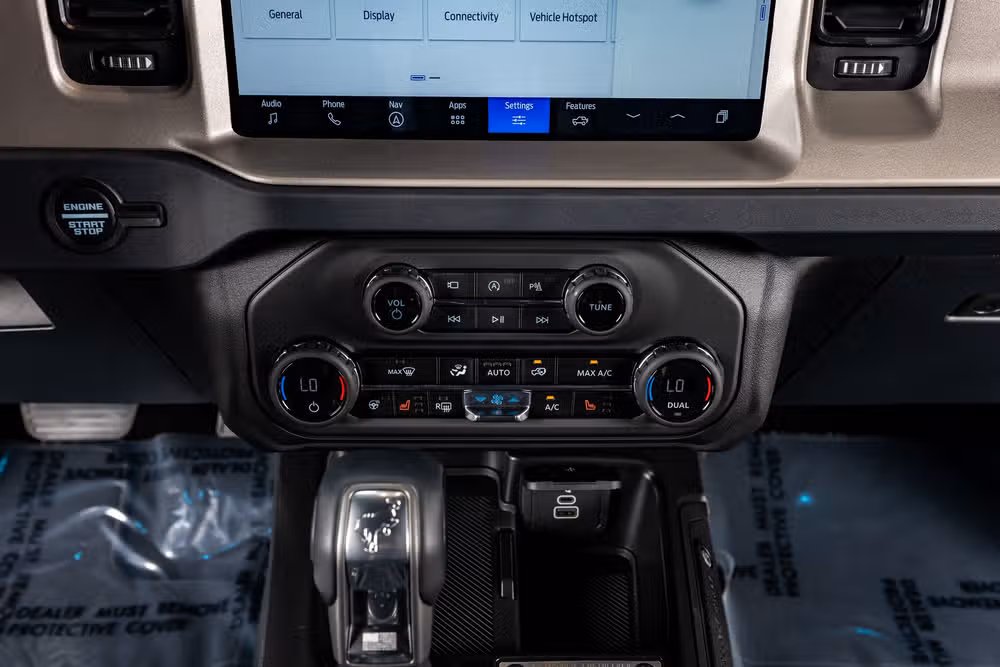 2026 Ford Bronco Outer Banks Image 26