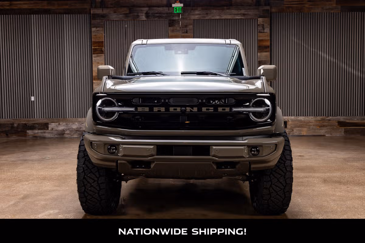 2026 Ford Bronco Outer Banks