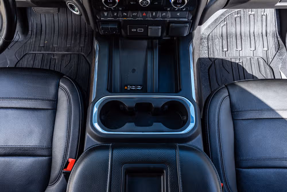 2022 GMC Sierra 3500HD Denali Crew Cab Image 27