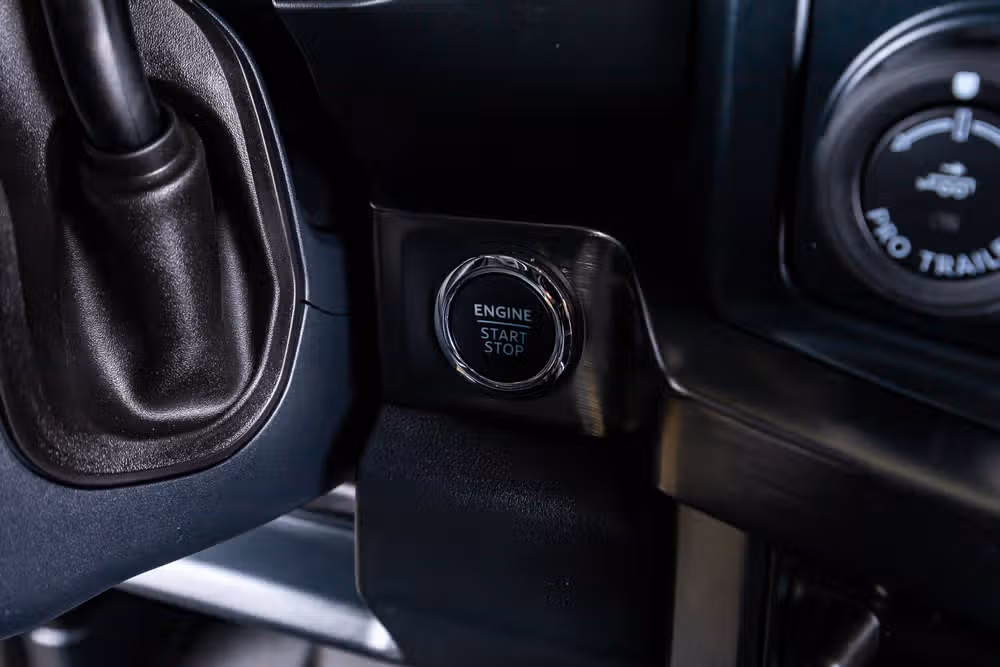 2025 Ford F-250 Super Duty Lariat Crew Cab Image 23