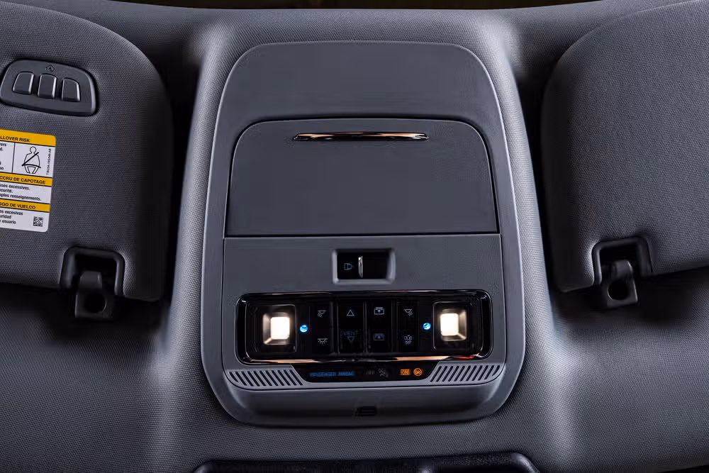 2025 Ford F-250 Super Duty Lariat Crew Cab Image 29