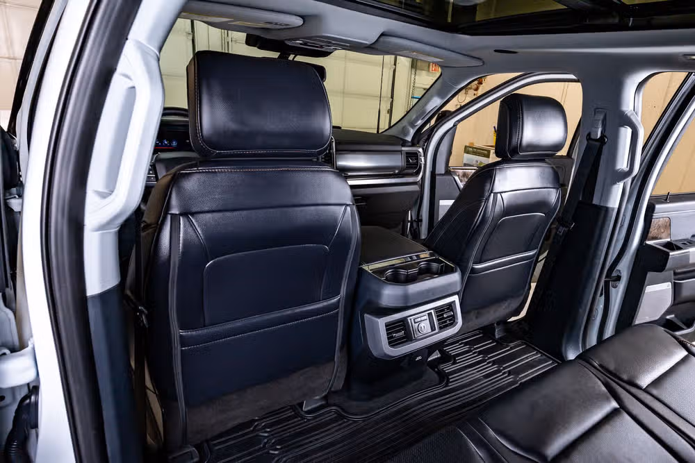 2025 Ford F-250 Super Duty Lariat Crew Cab Image 35