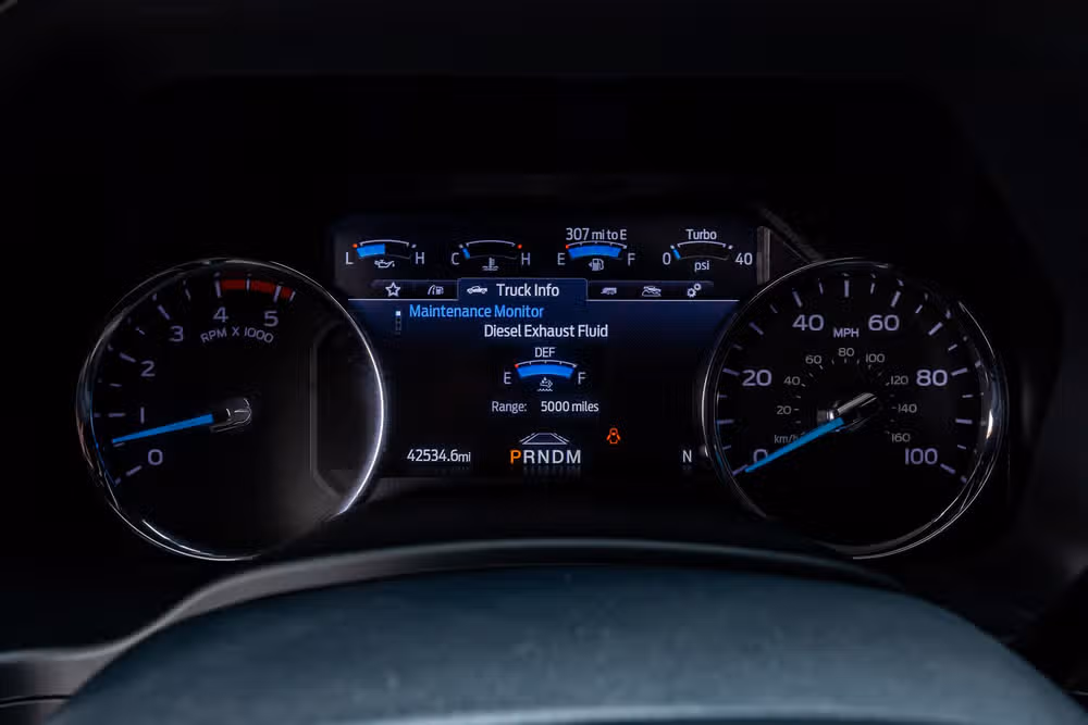 2022 Ford F-250 Super Duty Lariat Crew Cab Image 19