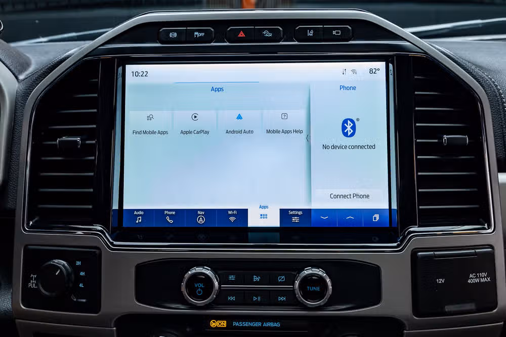 2022 Ford F-250 Super Duty Lariat Crew Cab Image 25