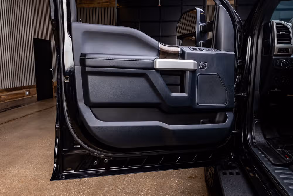 2022 Ford F-250 Super Duty Lariat Crew Cab Image 37
