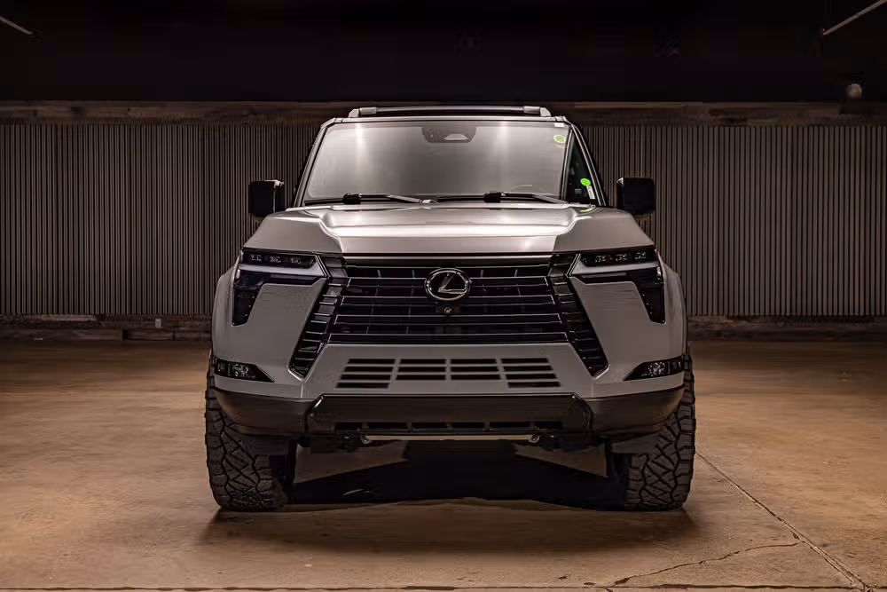 2024 Lexus GX 550 Overtrail+ Image 2