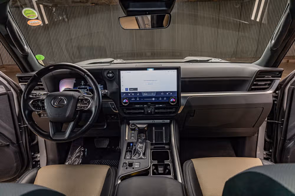 2024 Lexus GX 550 Overtrail+ Image 15