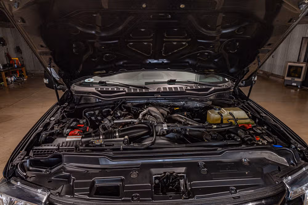 2022 Ford F-250 Super Duty Lariat Crew Cab Image 31