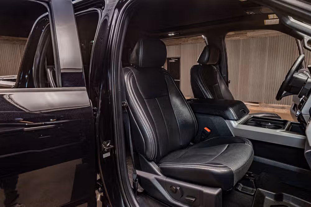 2022 Ford F-250 Super Duty Lariat Crew Cab Image 27