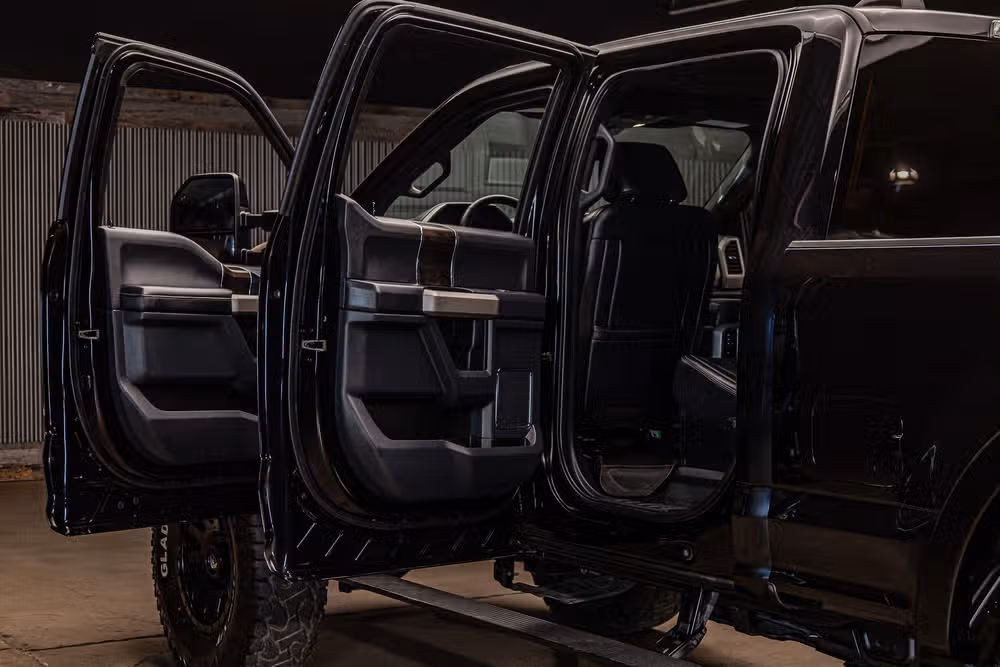 2022 Ford F-250 Super Duty Lariat Crew Cab Image 28