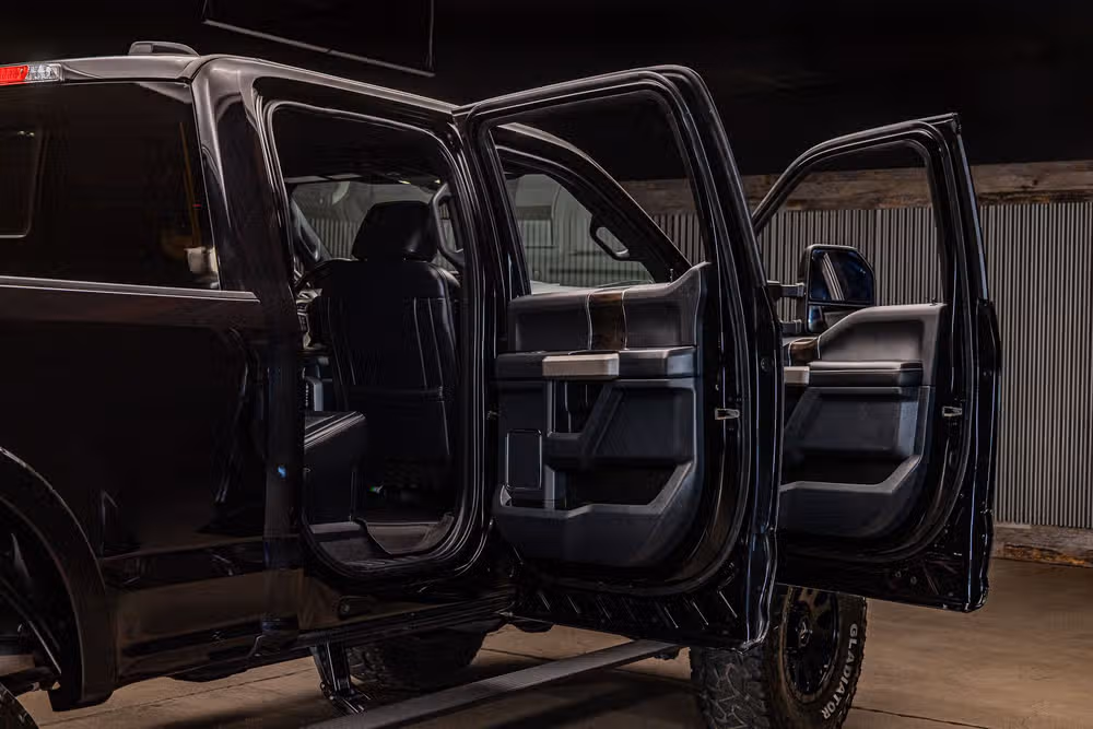 2022 Ford F-250 Super Duty Lariat Crew Cab Image 30