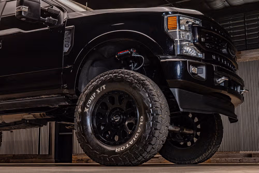 2022 Ford F-250 Super Duty Lariat Crew Cab Image 11
