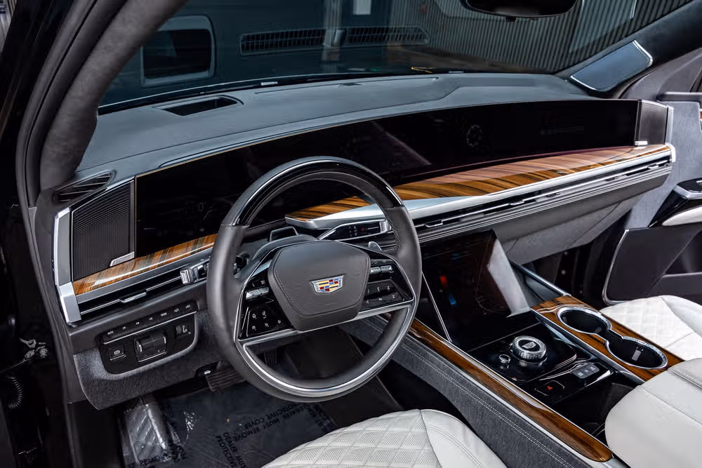 2026 Cadillac Escalade Platinum Sport Image 17