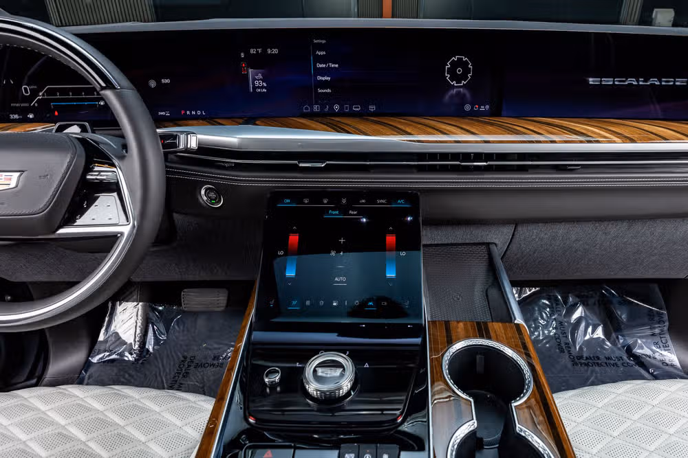 2026 Cadillac Escalade Platinum Sport Image 24