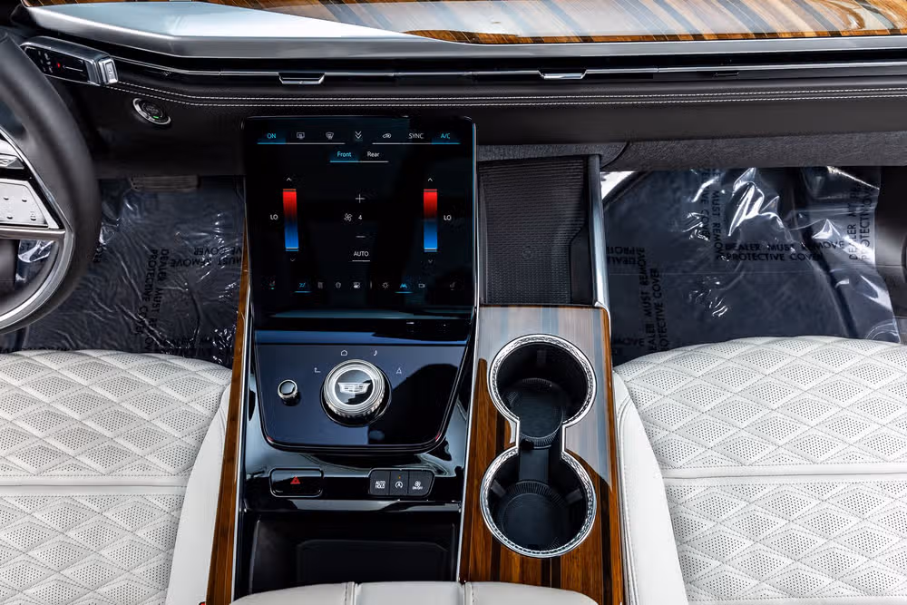 2026 Cadillac Escalade Platinum Sport Image 28