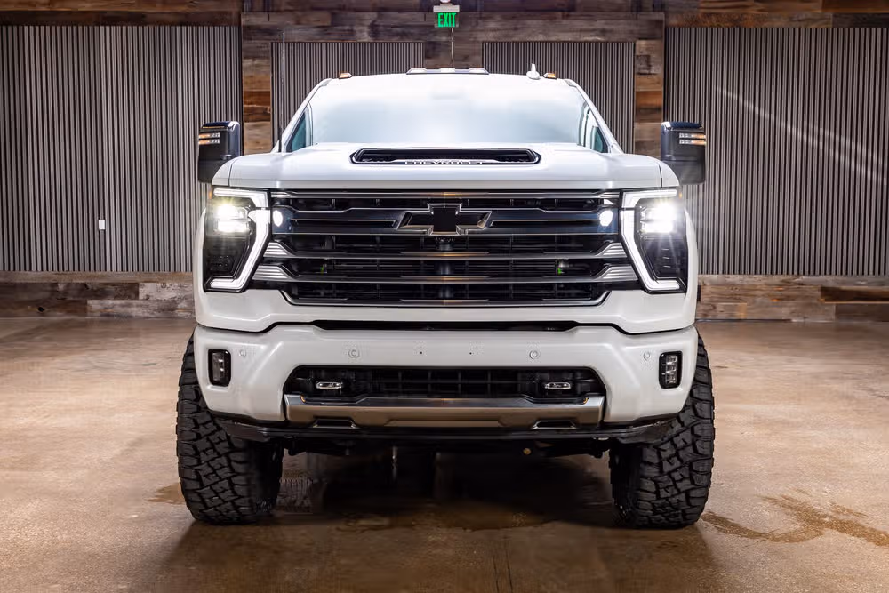 2024 Chevrolet Silverado 2500HD High Country Crew Cab Image 2