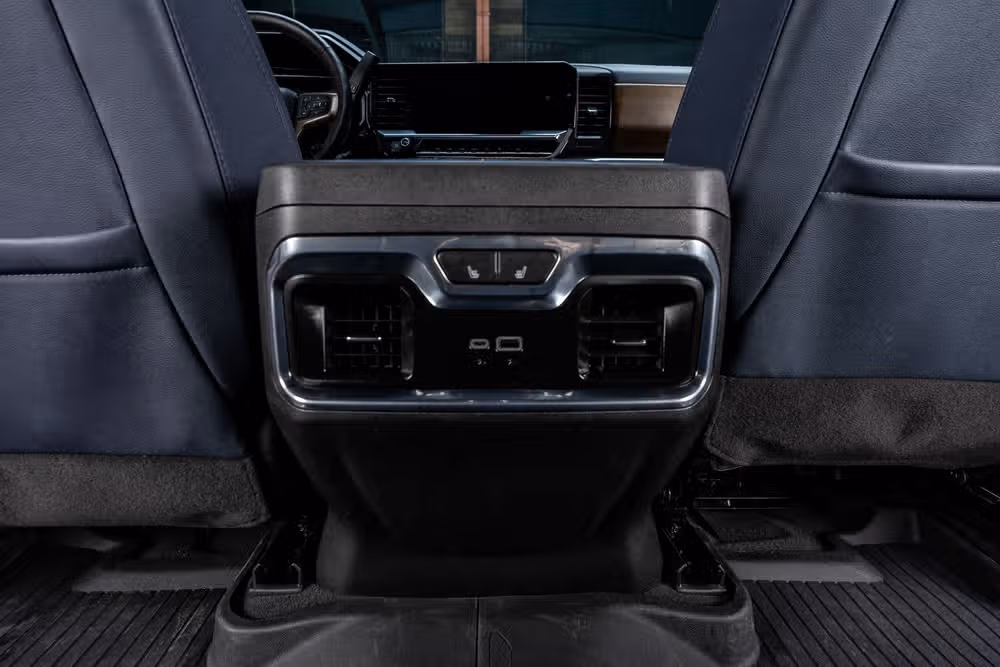 2024 Chevrolet Silverado 2500HD High Country Crew Cab Image 31