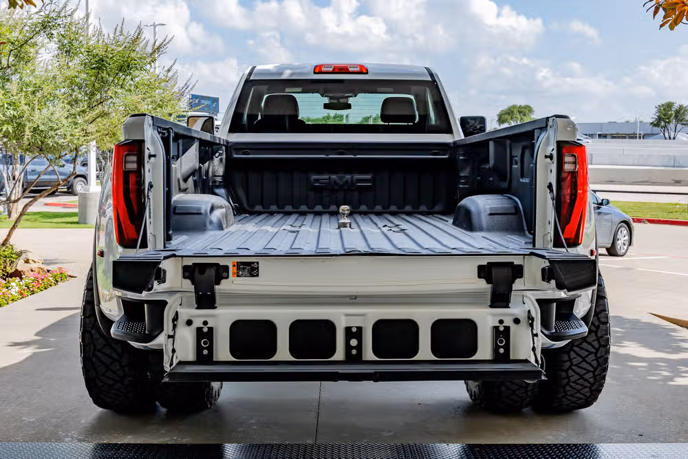 2024 GMC Sierra 3500HD SLE Regular Cab Image 9