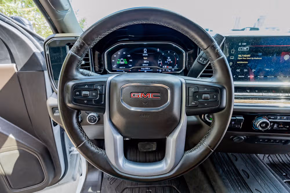 2024 GMC Sierra 3500HD SLE Regular Cab Image 18