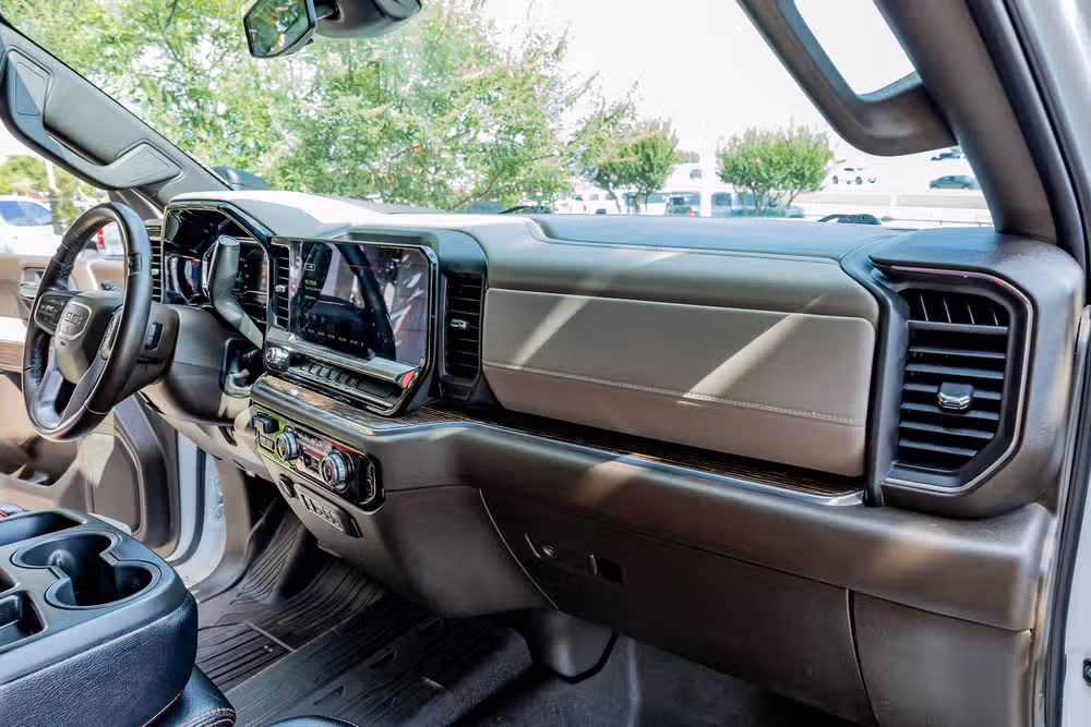 2024 GMC Sierra 3500HD SLE Regular Cab Image 17