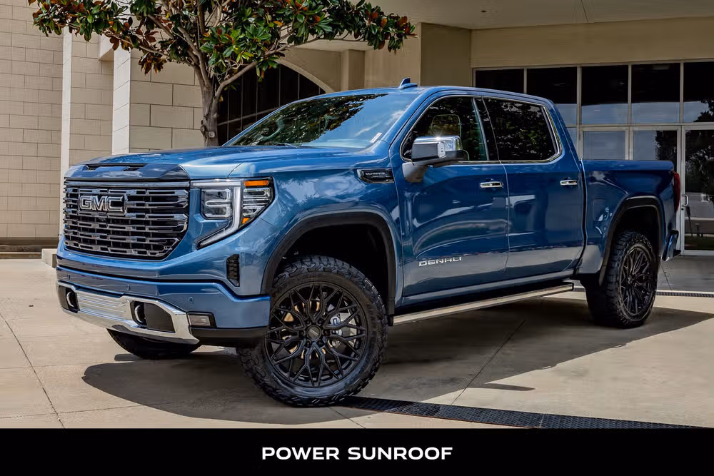 2025 GMC Sierra 1500 Denali Ultimate Crew Cab Image 5
