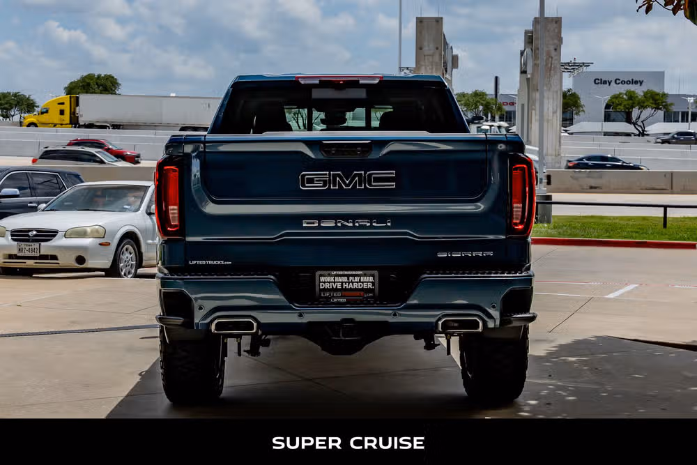 2025 GMC Sierra 1500 Denali Ultimate Crew Cab Image 8