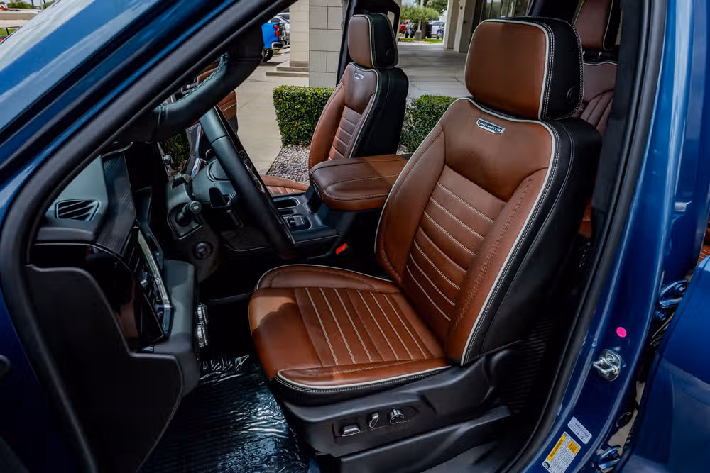 2025 GMC Sierra 1500 Denali Ultimate Crew Cab Image 30