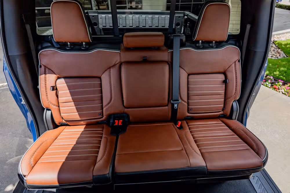 2025 GMC Sierra 1500 Denali Ultimate Crew Cab Image 36