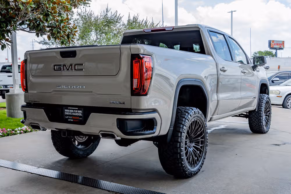 2026 GMC Sierra 1500 AT4 Crew Cab Image 10