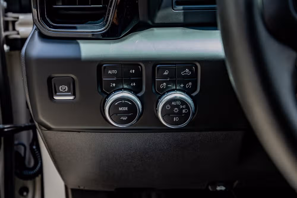2026 GMC Sierra 1500 AT4 Crew Cab Image 21