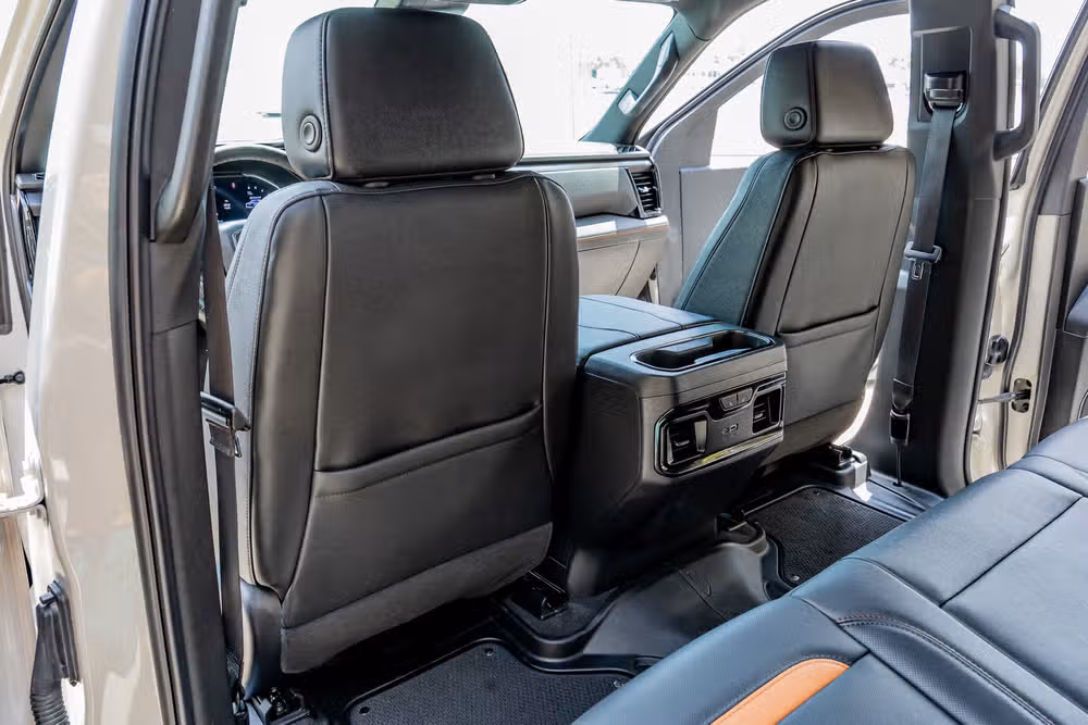 2026 GMC Sierra 1500 AT4 Crew Cab Image 33
