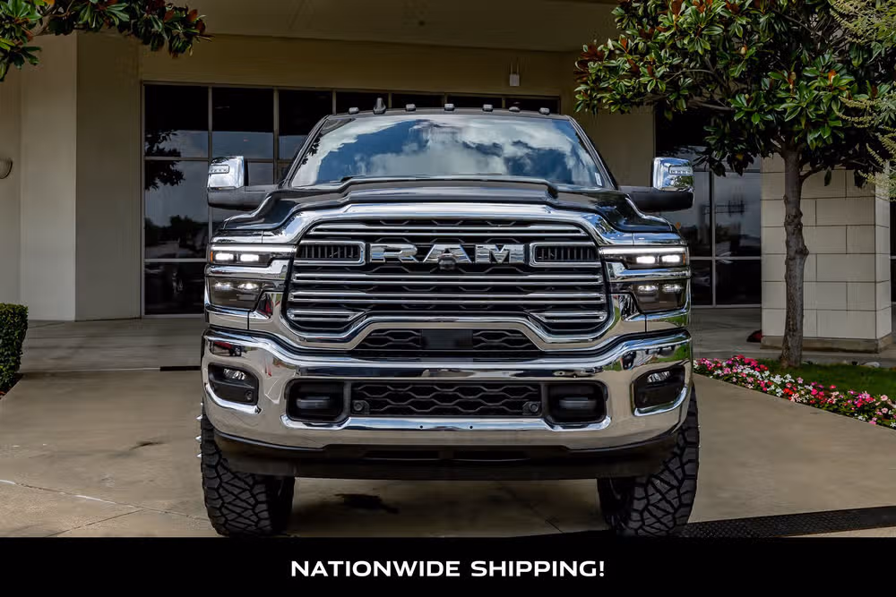 2025 Ram 3500 Laramie Crew Cab Image 4