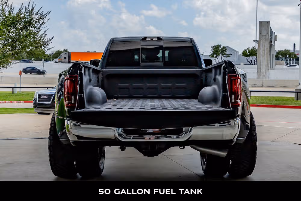2025 Ram 3500 Laramie Crew Cab Image 9