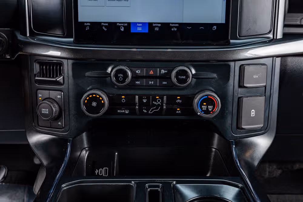 2025 Ford F-150 STX SuperCrew Image 26
