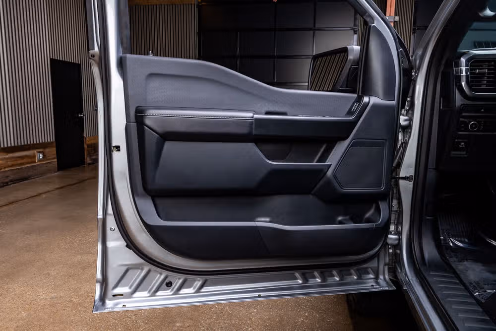 2025 Ford F-150 STX SuperCrew Image 35