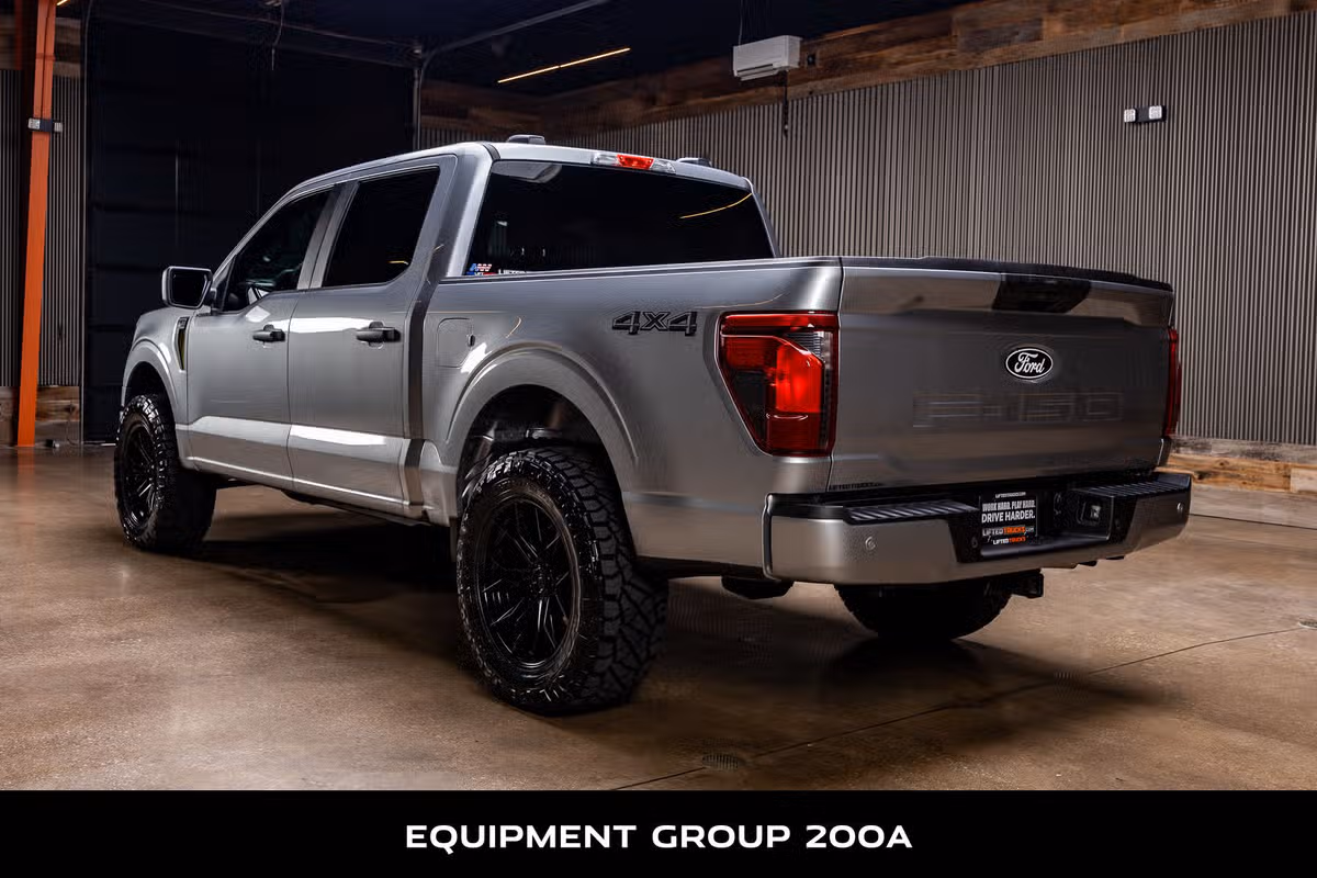 2025 Ford F-150 STX SuperCrew