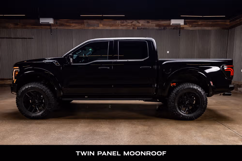 2026 Ford F-150 Raptor SuperCrew Image 6