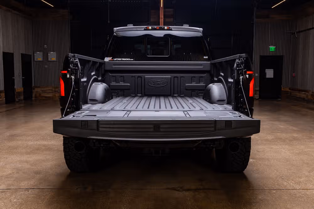 2026 Ford F-150 Raptor SuperCrew Image 9