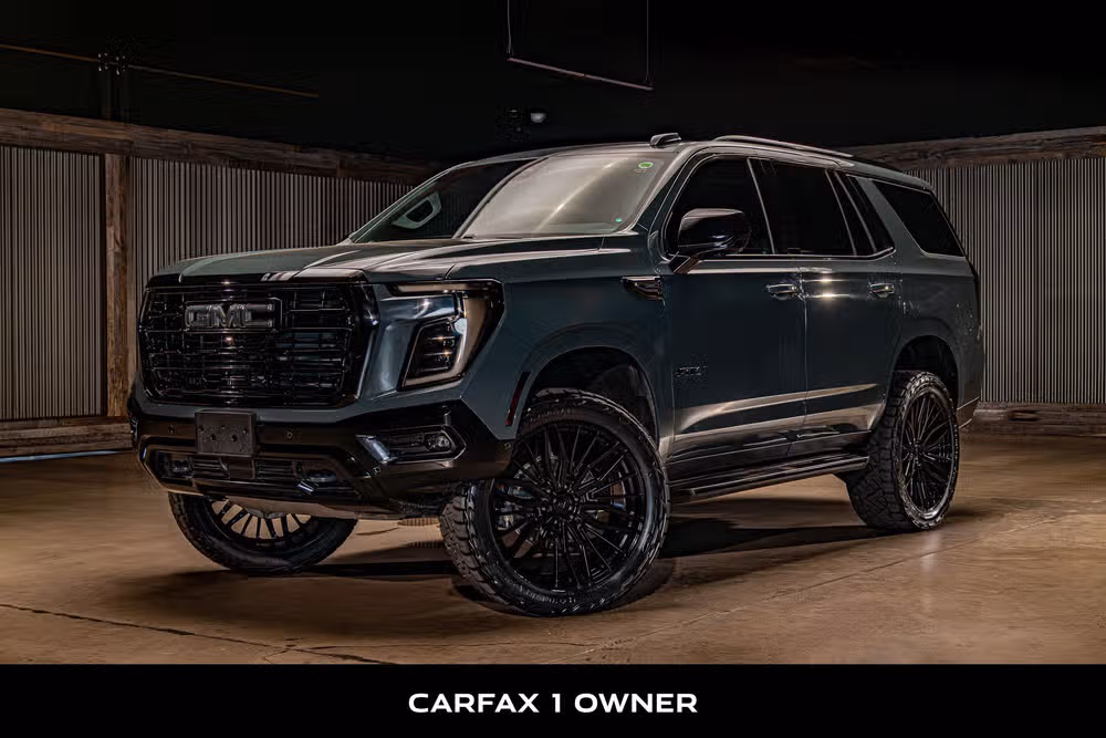 2025 GMC Yukon AT4 Image 5