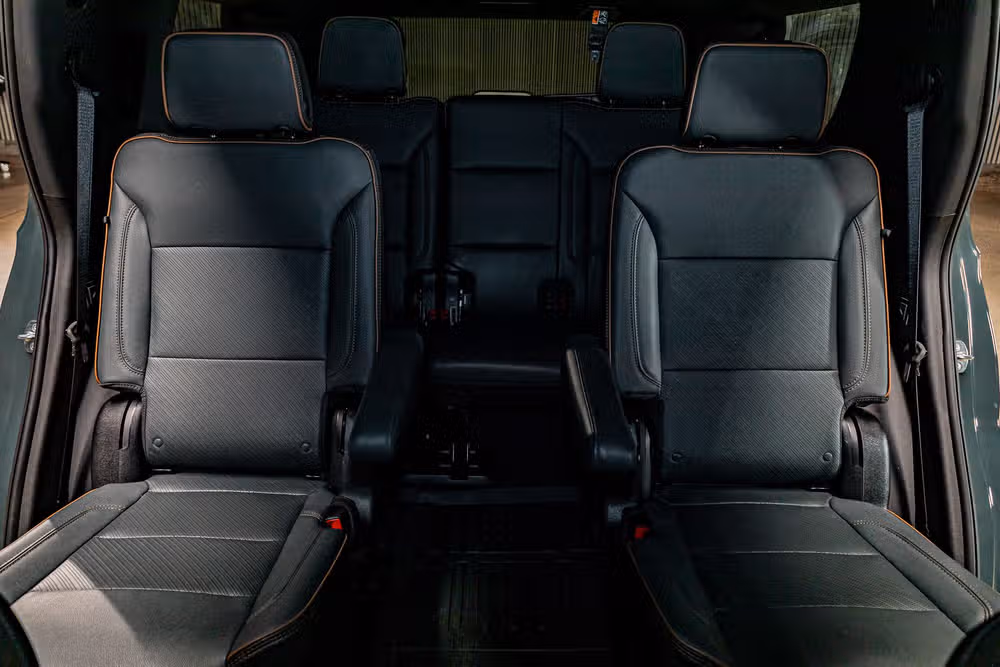 2025 GMC Yukon AT4 Image 24