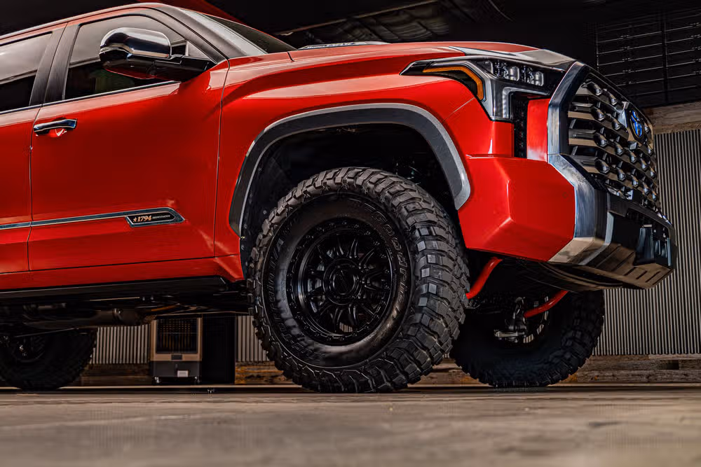 2024 Toyota Tundra 1794 Edition HV CrewMax Image 12