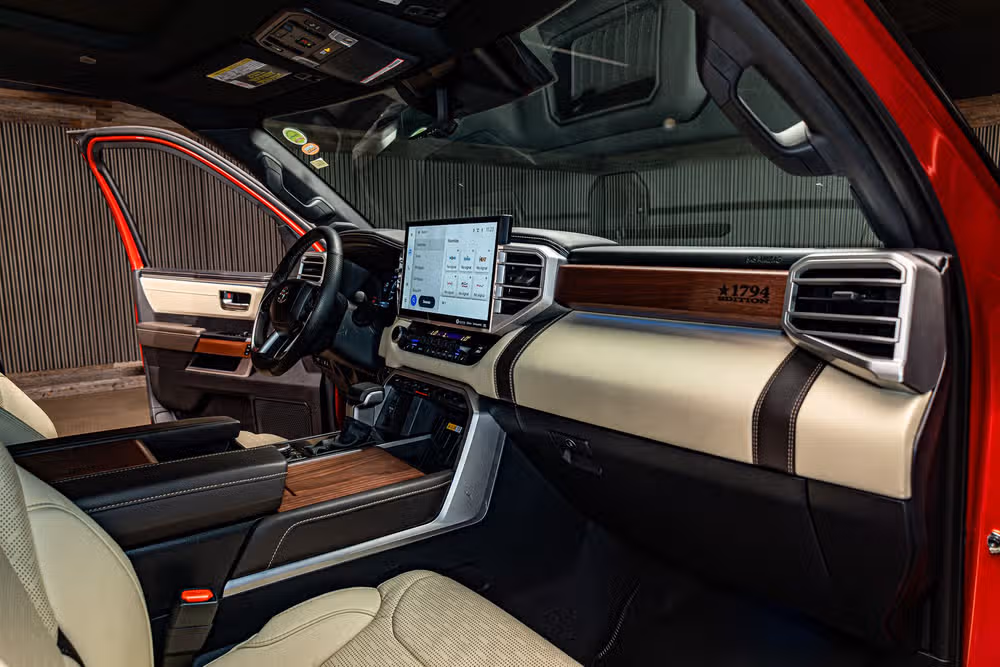 2024 Toyota Tundra 1794 Edition HV CrewMax Image 16