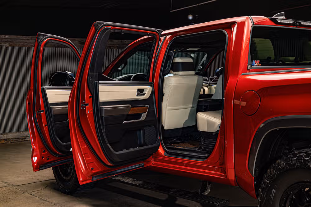 2024 Toyota Tundra 1794 Edition HV CrewMax Image 29