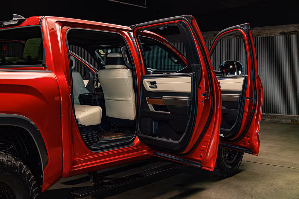 2024 Toyota Tundra 1794 Edition HV CrewMax Image 31