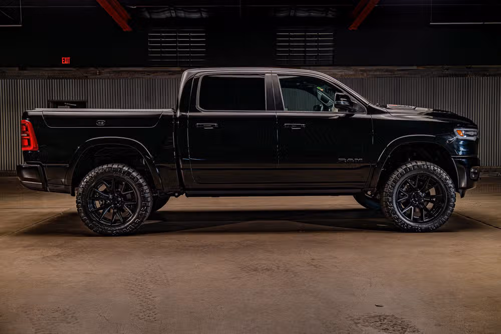 2026 Ram 1500 Limited Crew Cab Image 11