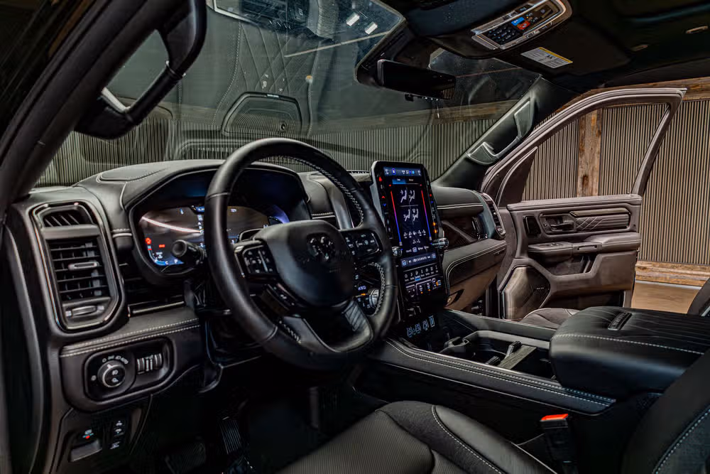 2026 Ram 1500 Limited Crew Cab Image 13