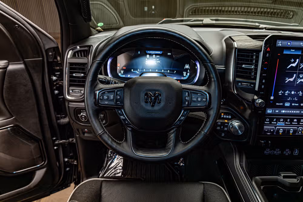 2026 Ram 1500 Limited Crew Cab Image 14