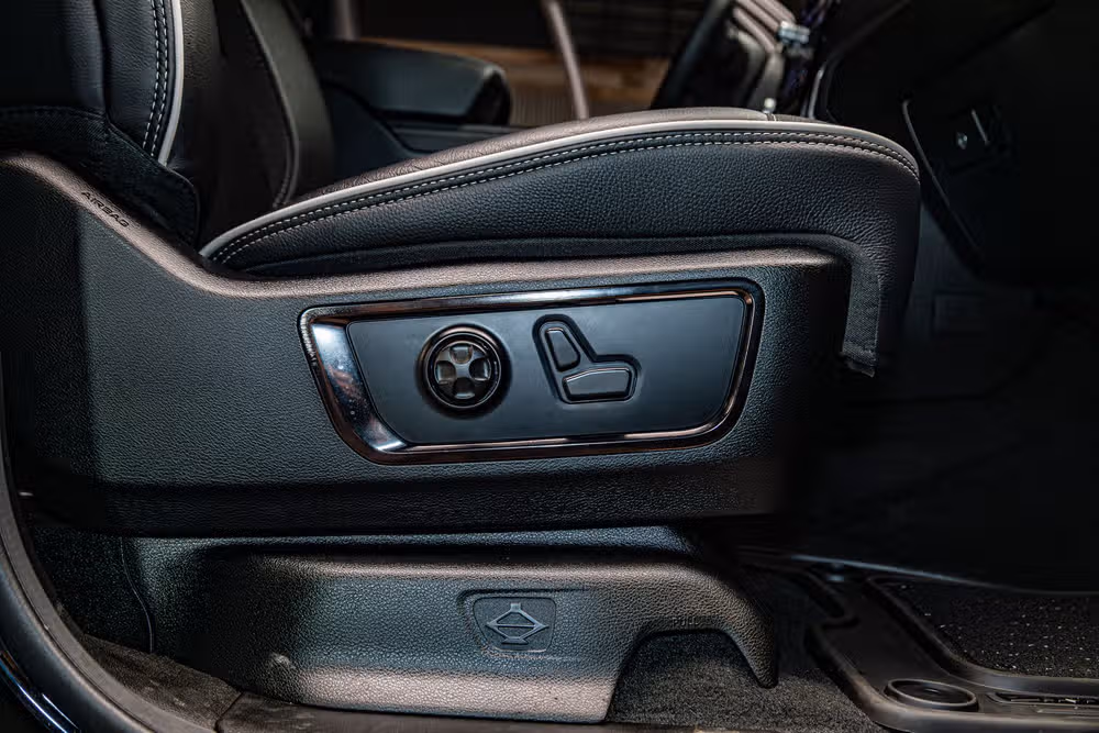 2026 Ram 1500 Limited Crew Cab Image 26